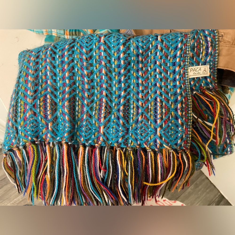Alpaca Jarka Women’s Southwestern aztec Knit Multifunctional Scarf w Fringe